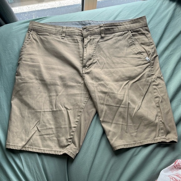 Quiksilver Cotton Chino shorts - Picture 1 of 4
